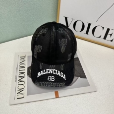 BALENCIAGA